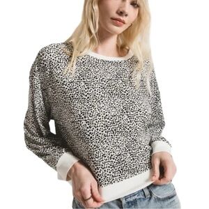 Z Supply The Minnie Sweatshirt Top in Black & Cream Leopard Print